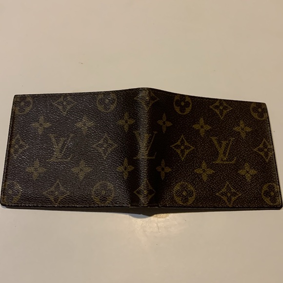 Louis Vuitton Mens Wallet - Picture 3 of 12
